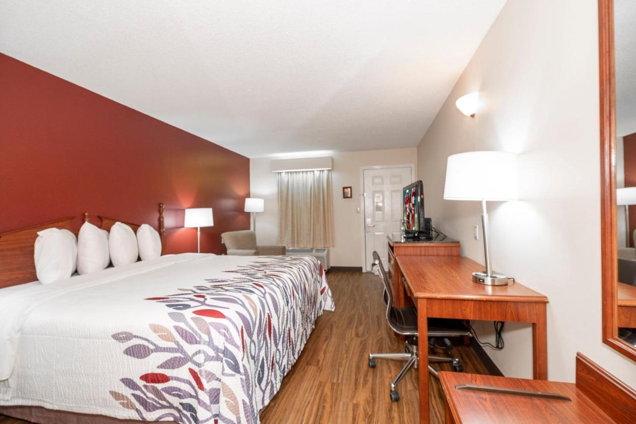 Red Roof Inn&Suites Calhoun Exterior foto