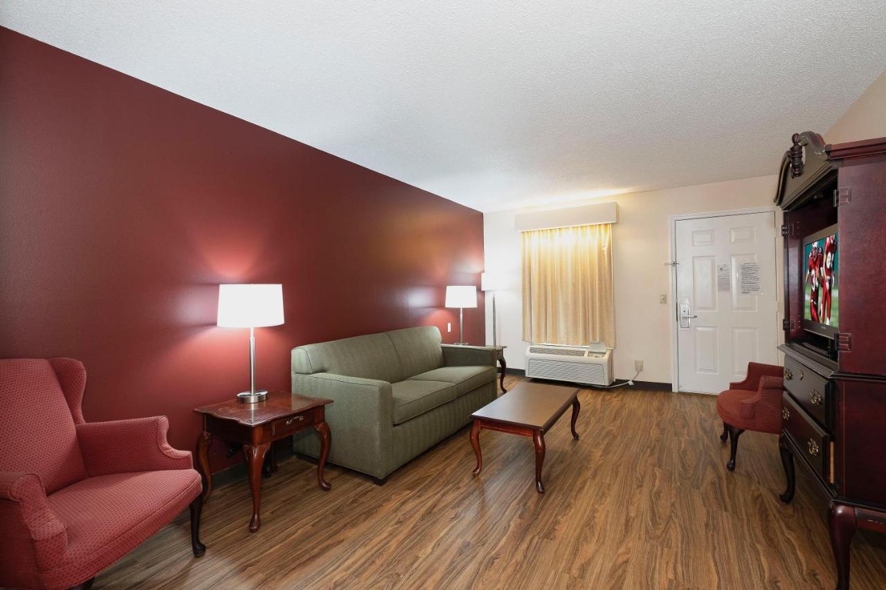 Red Roof Inn&Suites Calhoun Exterior foto